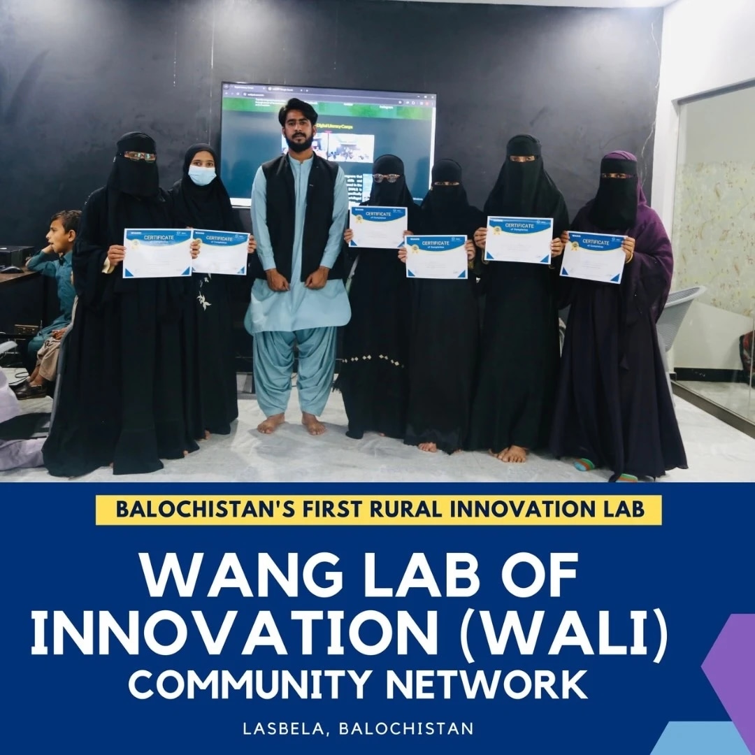 Group of women and a man holding certificates at Balochistan's first rural innovation lab in Lasbela.